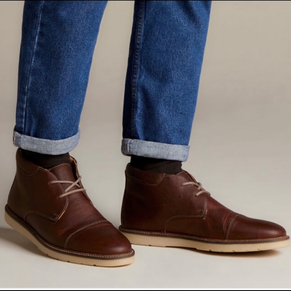 Clarks Grandin Top Leather Chukka Boots 11
